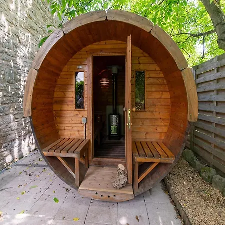 In Melreux-hotton With Sauna, Cleaning Included Holiday home